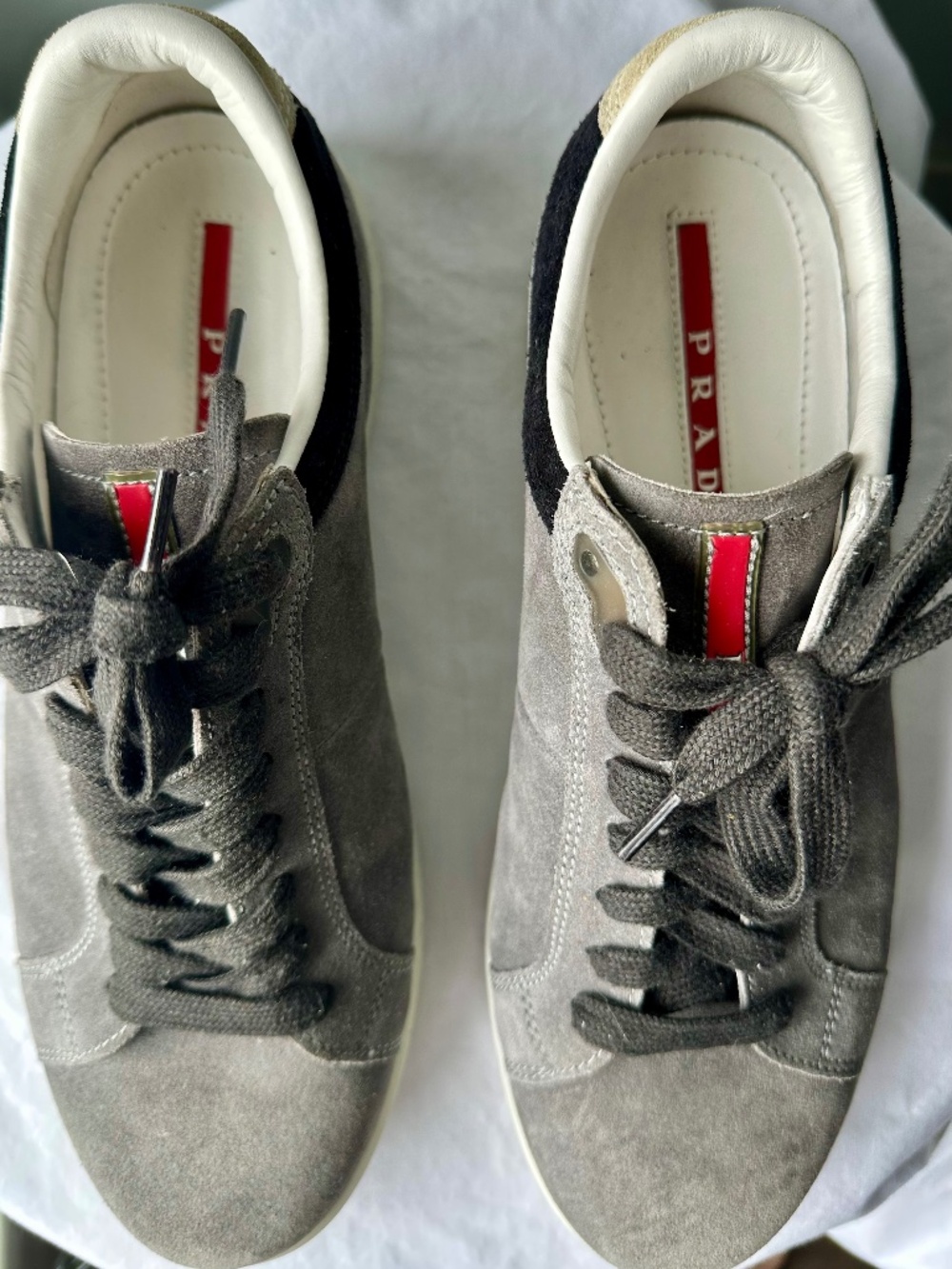 Prada sneakers size 8 men's/9 women